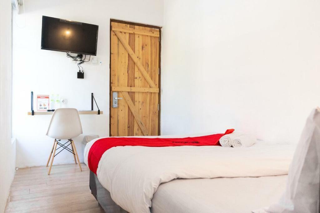 Fybed Aparthotel Semarang Buitenkant foto
